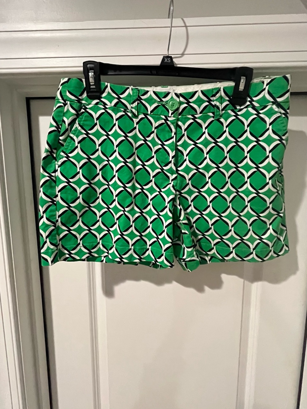 Crown and Ivy Green and White Geometric Print Bermuda Shorts